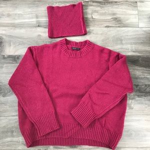 Sweater + neck warmer